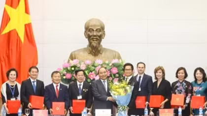 PM pledges continued support for business community