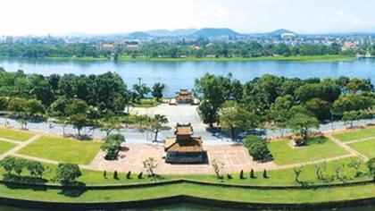 Thua Thien-Hue taps heritage tours this year