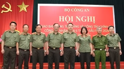 Northern public security units review Party and political work in first half of 2020