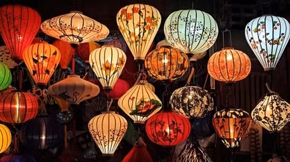 Giant Lantern Festival to light up Hanoi capital