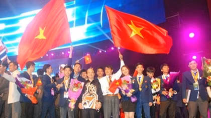 Vietnam students score third at Asean Skills Competition