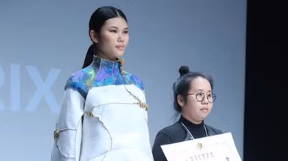 Vietnamese student wins top Japanese fashion award