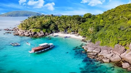 Phu Quoc prepared to welcome foreign tourists under pilot scheme