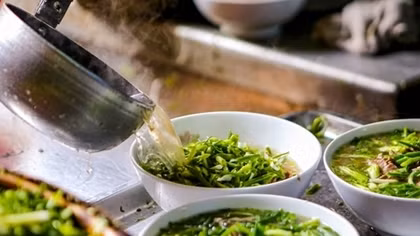 Hanoi, HCM City named top places for local delicacies