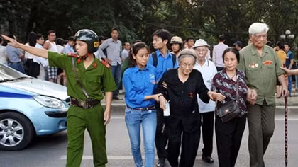 Why Hanoians need a ’Code of Conduct’