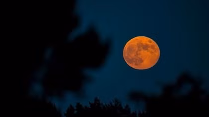 Strawberry Supermoon set to light up skies above Vietnam