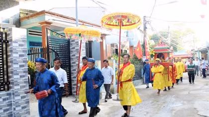 Whale Worshiping festival held in Quang Nam 