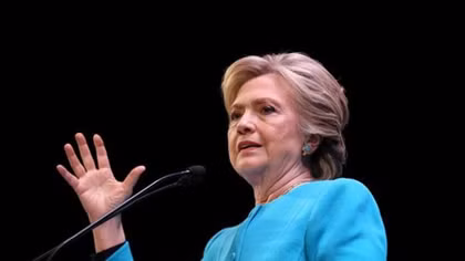 Clinton heavily favored to win Electoral College: poll