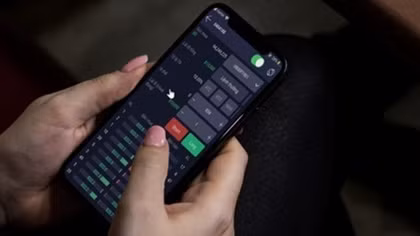 Trading accounts in VN reach 2.2 million in 2018
