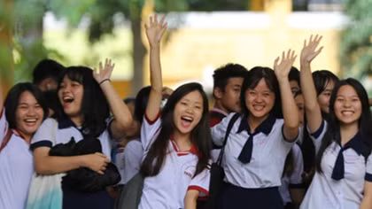 Vietnamese students surpass Chinese peers to top regional education ranking