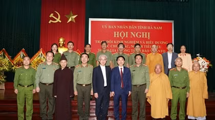 Religious people in Ha Nam make great contribution to protecting national security: Deputy Minister of Public Security