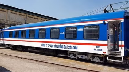 Saigon Railway adds 10 ‘five-star’ carriages for Tet holiday