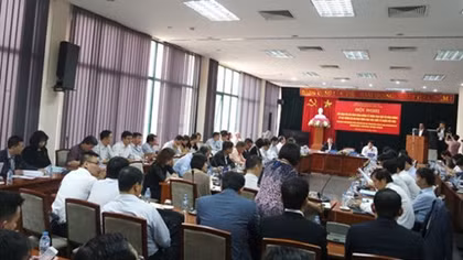 Airlines talk facilitating transport