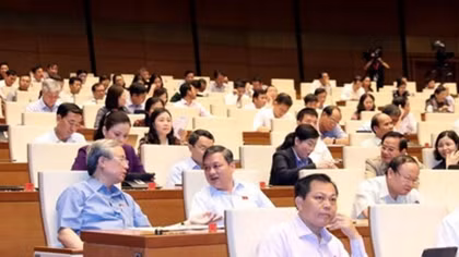 NA deputies give opinions on revised Labour Code