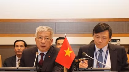 Vietnam: Overcoming war legacies, endeavour for peace and sustainable development
