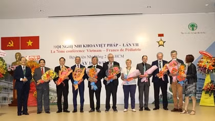 300 leading medical experts participate in the 7th Vietnamese – French Pediatrics Conference