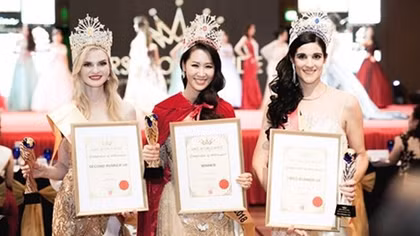 Vietnamese representative crowned Mrs Worldwide 2018
