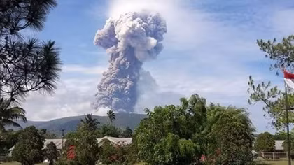 Indonesia: Volcano erupts on disaster-struck island of Sulawesi