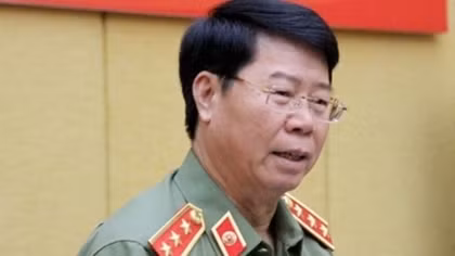 Deputy Minister Bui Van Nam praises units for breaking down large-scale online gambling network