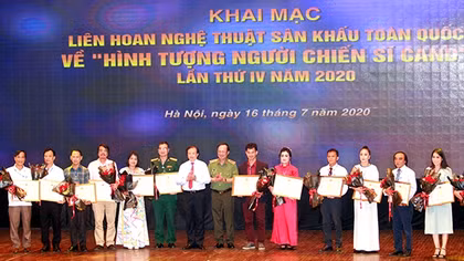 "Public Security Officer's Images" Art Festival kicks off