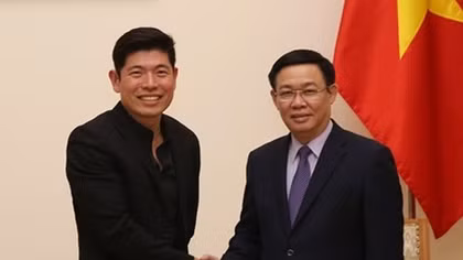 Deputy PM: Vietnam supports cashless payments