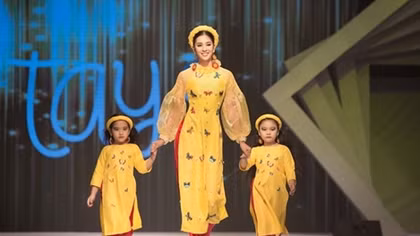 HCM City’s photo contest highlights women and ao dai
