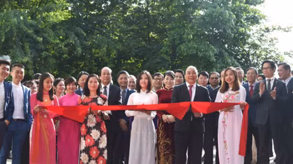 PM cuts ribbon to inaugurate new embassy headquarters in Netherlands