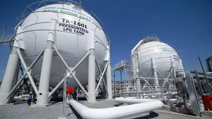 Vietnam to start importing natural gas in 2021