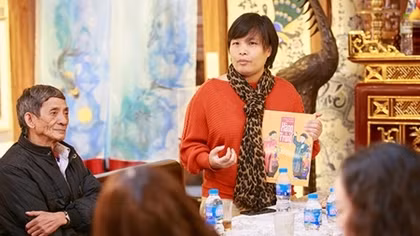 Special book on Hang Trong folk paintings launched