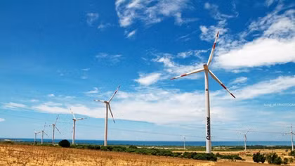 Ninh Thuan inaugurates Mui Dinh wind power farm