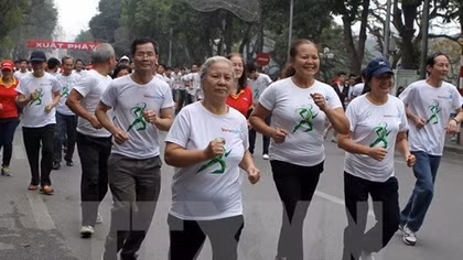 Vietnamese people called to run for health