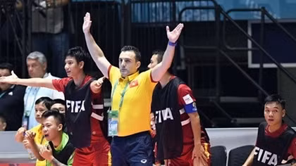 Spanish coach says goodbye to Vietnam futsal team