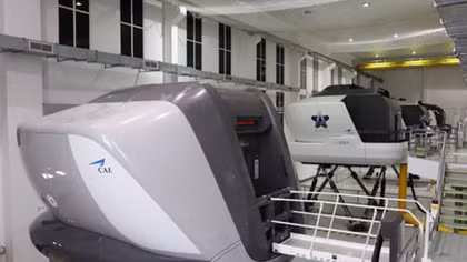 First-ever flight simulation complex built in Vietnam 
