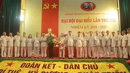 University of Fire Prevention and Fighting organizes 13th Party congress 