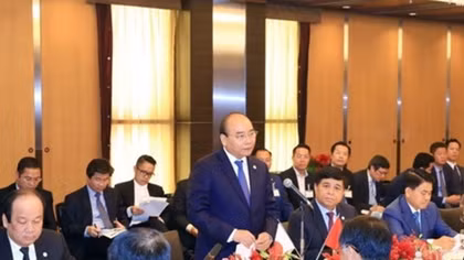 PM talks with Japanese real estate, financial firms