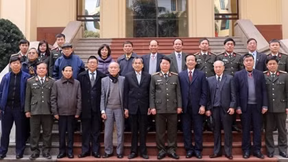 Deputy Minister meets former Vietnamese public security experts in Cambodia