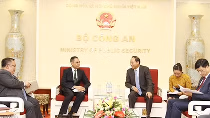 Deputy Minister Le Quy Vuong receives Malaysian Ambassador to Vietnam