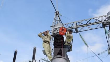 Electricity output climbs over 11% in 11 months