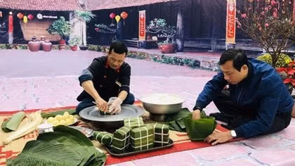 Tet space from bygone era recreated in Hanoi capital