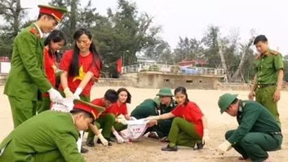 Youths of the People’s Police Academy joins hands in protecting marine environment 