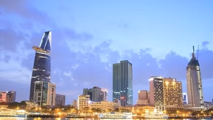 Vietnam's growth remains robust amid external, domestic challenges 