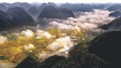Photo exhibition on ASEAN land and people opened