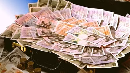 Brexit causes UK to lose more than 400,000 millionaires