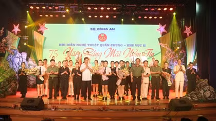 11th People's Public Security Arts Festival of Region 2 opened in Son La 