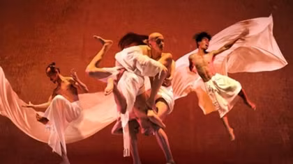 Contemporary choreography featuring Cham ethnic culture debuts