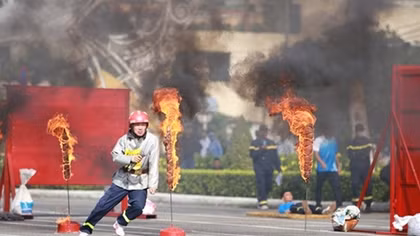 Nationwide sports, firefighting and rescue competition closes in Da Nang