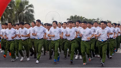 Over 1,500 people take part in running day in Da Nang