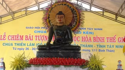 Jade Buddha statue arrives in last Vietnamese destination