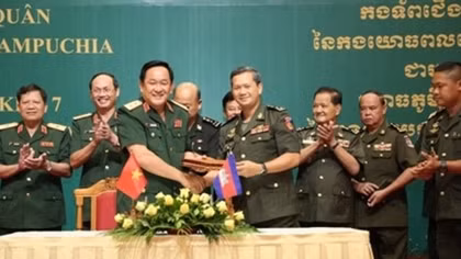 Vietnam, Cambodia step up cooperation in safeguarding border