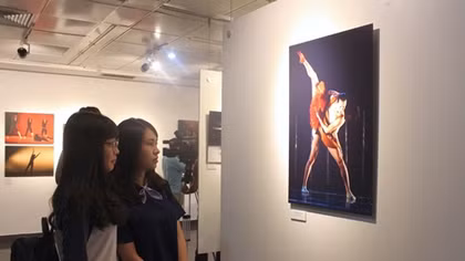 “Regards Croisés” photo exhibition opens 